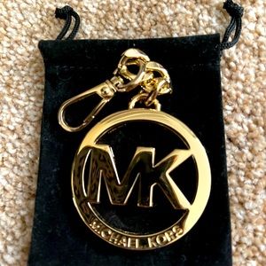 ⭐️Michael Kors Gold Key Chain